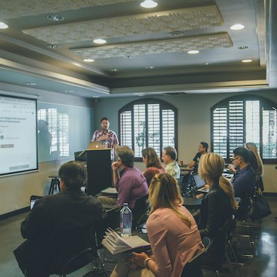 Fortbildungen für Lehrer:innen zur persönlichen Entwicklung
