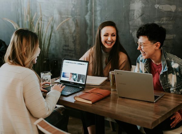 Kommunikation wichtige Soft Skills für Lehrer:innen im Unterricht